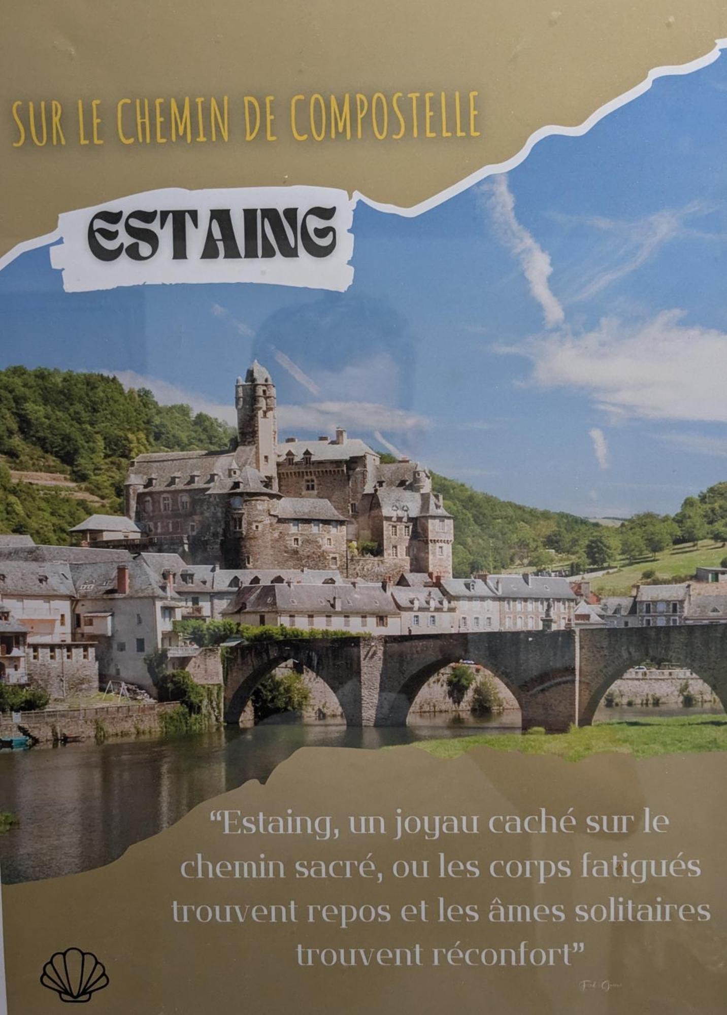 エスタン Chez Cornelia Bed & Breakfast エクステリア 写真