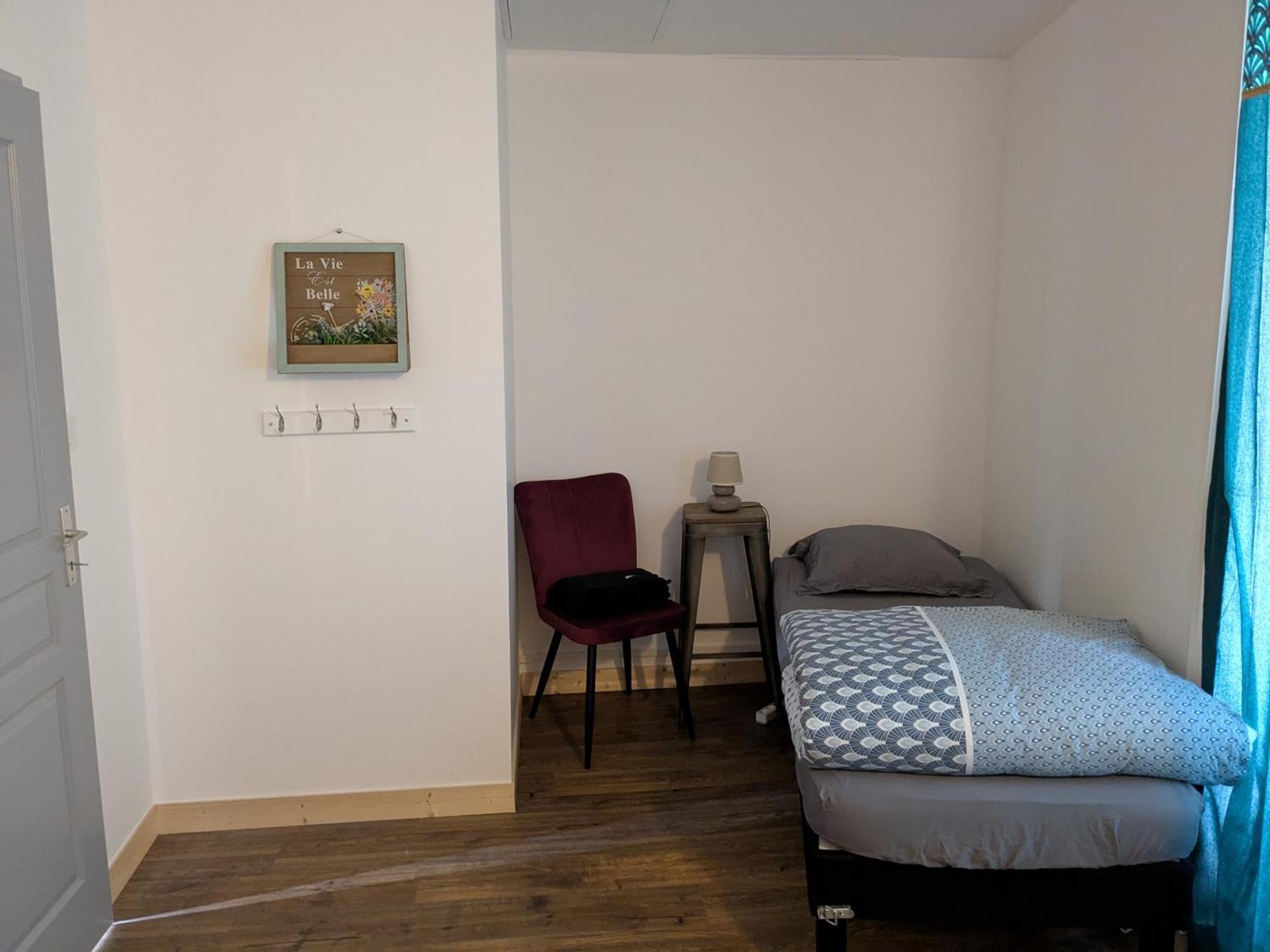 エスタン Chez Cornelia Bed & Breakfast エクステリア 写真